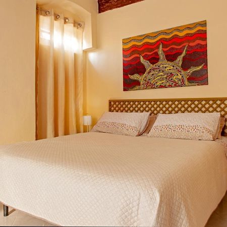 Casina Di Alo E Ala Apartment Livorno Bagian luar foto