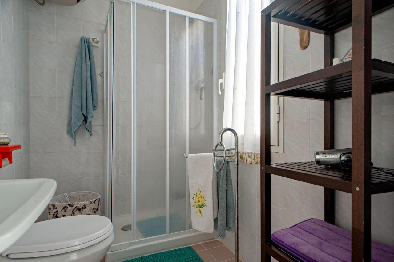 Casina Di Alo E Ala Apartment Livorno Bagian luar foto